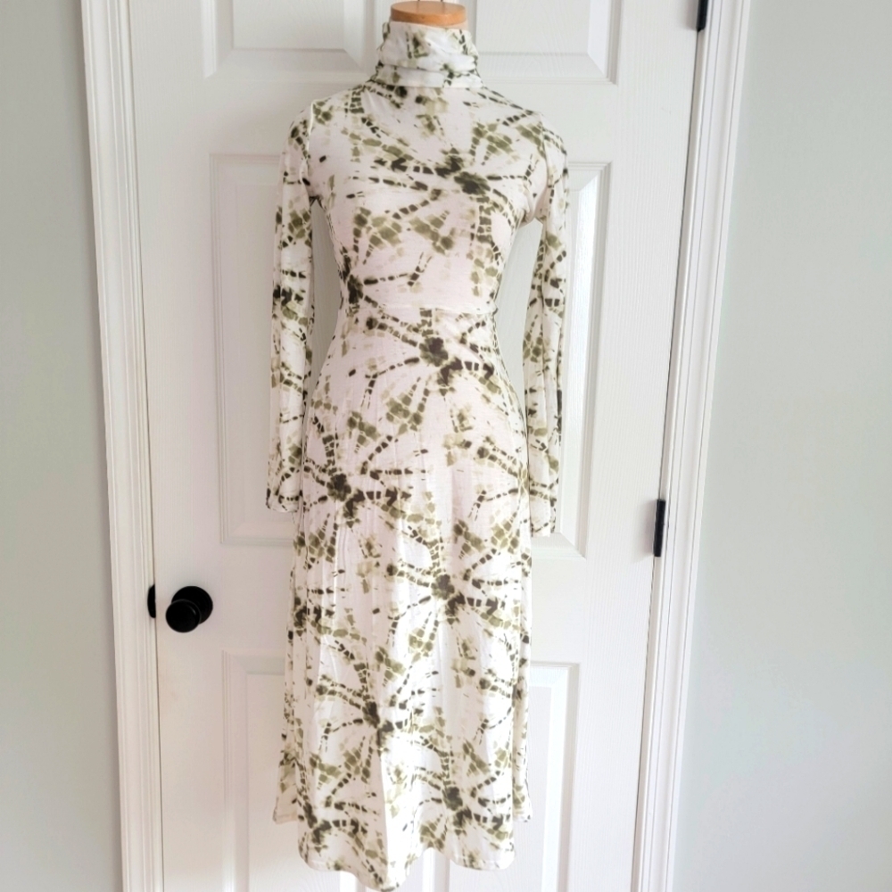 Pretty Little Things Tie Dye Dress 2